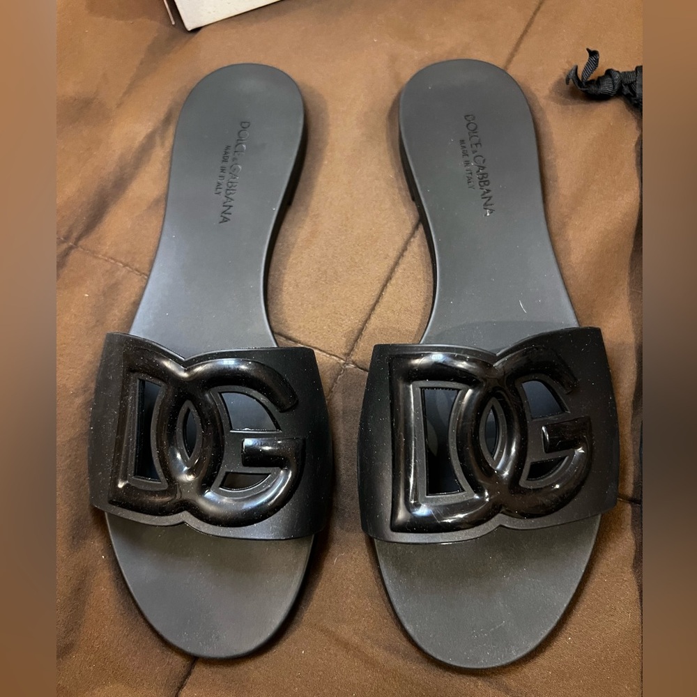 Dolce & Gabbana Black Logo Sandals size 11 (41) brand new in box